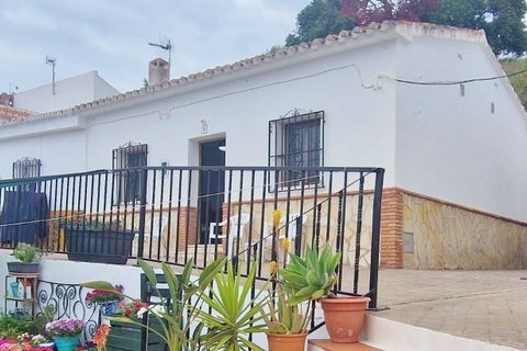 Landsbyhus i Vinuela, Malaga, Vinuela - € 149.000 | Ref: AX1441 - foto 1