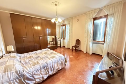 Landejendom i Suzzara, Mantua, Suzzara - € 370.000 | Ref: 2710 - foto 31