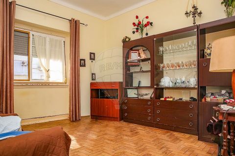 Propiedad comercial en Azambuja, Lisbon, Azambuja - € 368.000 | Ref: PE-123751559-18 - photo 11