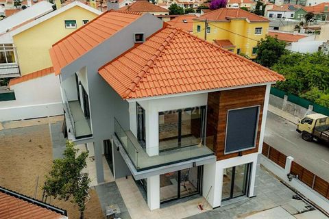 Villa i Sintra, Lisbon, Sintra - € 760.000 | Ref: C0505-00425 - foto 1