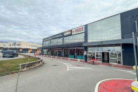 Erhvervsejendom i Pradamano, Udine, Pradamano - € 195.000 | Ref: D-1202-1 - foto 3