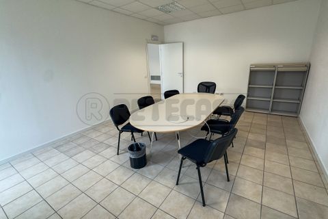Erhvervsejendom i Pradamano, Udine, Pradamano - € 195.000 | Ref: D-1202-1 - foto 17
