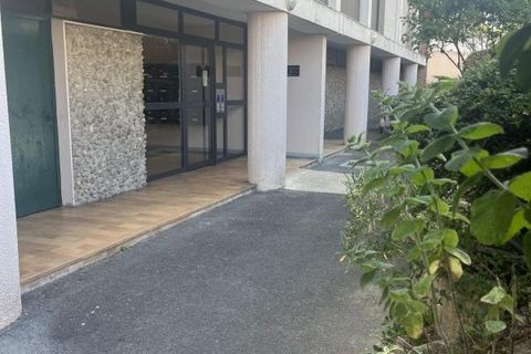 Leilighet i Reims, Marne, Reims - € 179 000 | Ref: getkey_u_527210957 - foto 10