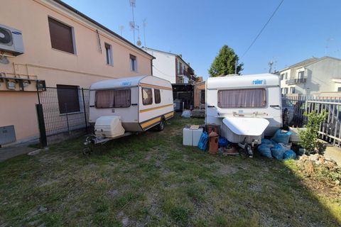 Villa i Ferrara, Ferrara, Ferrara - € 50.000 | Ref: 1125 - foto 3