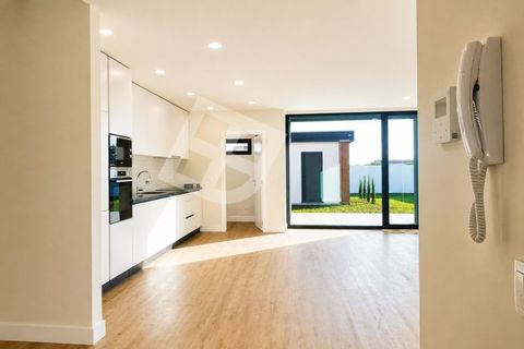 Villa i Aveiro, Aveiro, Aveiro - € 535.500 | Ref: 4403 - foto 1