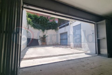 Erhvervsejendom i Bari, Bari, Bari - € 630.000 | Ref: Locale3 - foto 3