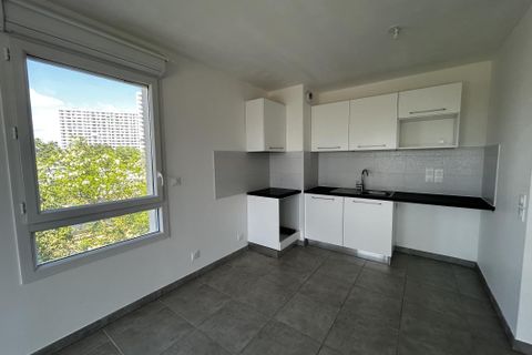 Leilighet i Marseille, Bouches-du-Rhone, Marseille - € 242 976 | Ref: OKM13009T2A224SM - foto 9