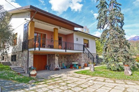 Villa i Bagnone, Massa and Carrara, Bagnone - € 430.000 | Ref: 386B-1125961 - foto 1