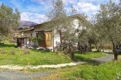 Villa i Bagnone, Massa and Carrara, Bagnone - € 430.000 | Ref: 386B-1125961 - foto 8
