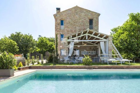 Landejendom i Staffolo, Ancona, Staffolo - € 590.000 | Ref: ila-574-1132794 - foto 1