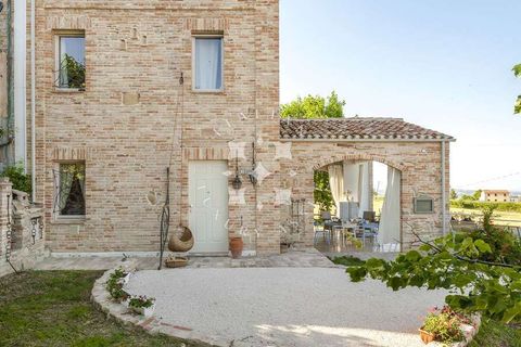 Landejendom i Staffolo, Ancona, Staffolo - € 590.000 | Ref: ila-574-1132794 - foto 8