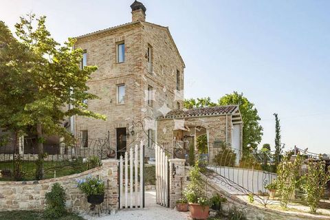 Landejendom i Staffolo, Ancona, Staffolo - € 590.000 | Ref: ila-574-1132794 - foto 9