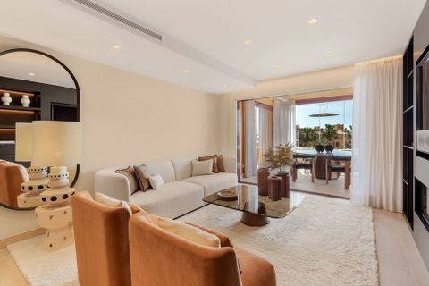 Lejlighed i Estepona, Malaga, Estepona - € 2.395.000 | Ref: MLSC2889418 - foto 2