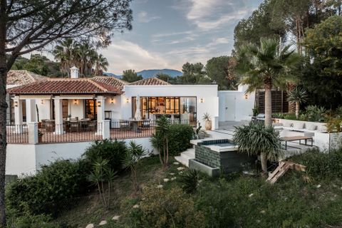 Villa i Benahavis, Malaga, Benahavis - € 2.250.000 | Ref: MLSC1684972 - foto 1