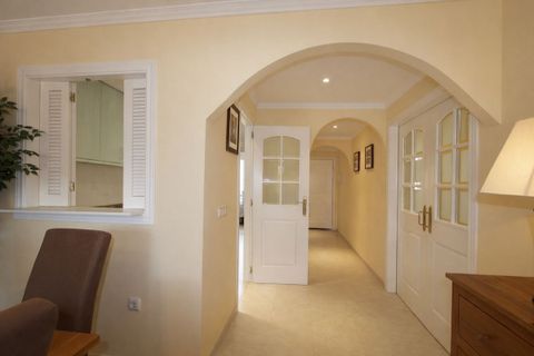 Villa a Elviria, Malaga, Elviria - € 460.000 | Ref: MLSC3705882 - foto 4