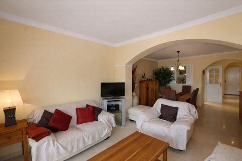 Villa a Elviria, Malaga, Elviria - € 460.000 | Ref: MLSC3705882 - foto 9