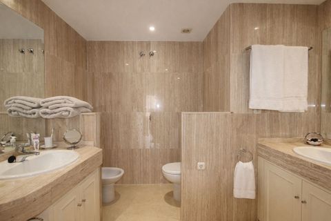 Villa a Elviria, Malaga, Elviria - € 460.000 | Ref: MLSC3705882 - foto 24