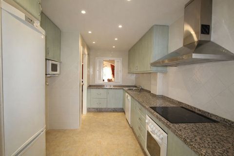 Villa a Elviria, Malaga, Elviria - € 460.000 | Ref: MLSC3705882 - foto 26