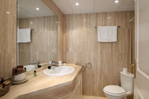 Villa a Elviria, Malaga, Elviria - € 460.000 | Ref: MLSC3705882 - foto 36