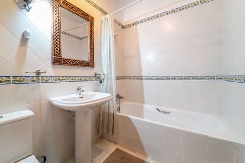 Villa i Marbella, Malaga, Marbella - € 889.000 | Ref: MLSC5982133 - foto 23