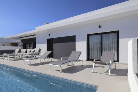 Villa Dona Pepa, Alicante, Dona Pepa - € 788.750 | Ref: 776219 - photo 1