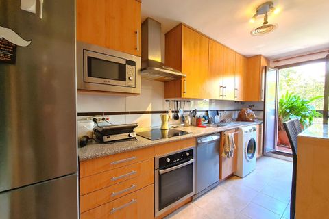 Villa en Estepona, Malaga, Estepona - € 363.500 | Ref: MLSC359099 - photo 4