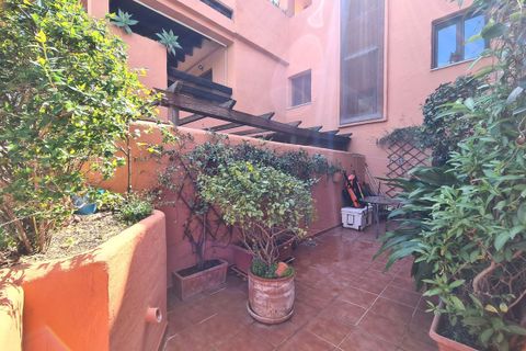Villa en Estepona, Malaga, Estepona - € 363.500 | Ref: MLSC359099 - photo 9