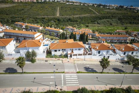 Casa de pueblo en La Duquesa, Malaga, La Duquesa - € 360.000 | Ref: MLSC5291868 - photo 2
