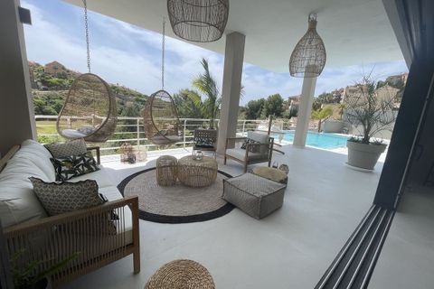 Villa a Elviria, Malaga, Elviria - € 3.790.000 | Ref: MLSC2976139 - foto 15