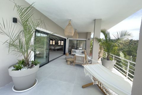 Villa a Elviria, Malaga, Elviria - € 3.790.000 | Ref: MLSC2976139 - foto 18