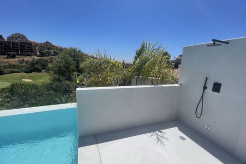 Villa a Elviria, Malaga, Elviria - € 3.790.000 | Ref: MLSC2976139 - foto 25