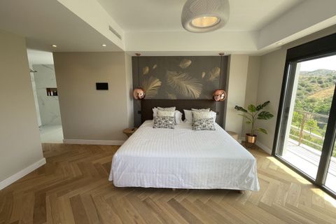 Villa a Elviria, Malaga, Elviria - € 3.790.000 | Ref: MLSC2976139 - foto 28