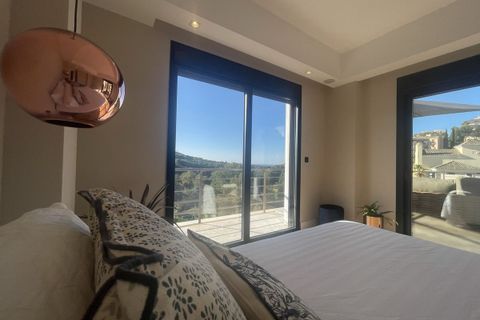 Villa a Elviria, Malaga, Elviria - € 3.790.000 | Ref: MLSC2976139 - foto 30