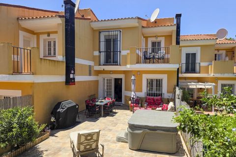 Villa i La Duquesa, Malaga, La Duquesa - € 345.000 | Ref: MLSC3887872 - foto 1