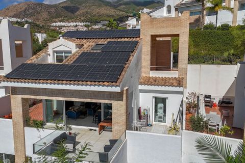 Villa a Benalmadena, Malaga, Benalmadena - € 935.000 | Ref: MLSC7286109 - foto 4