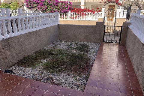 Casa de pueblo en Punta Prima, Alicante, Punta Prima - € 189.950 | Ref: 772144 - photo 4