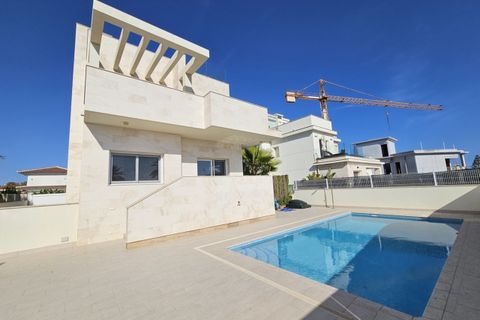 Villa i La Zenia, Alicante, La Zenia - € 1.500.000 | Ref: 748909 - foto 35