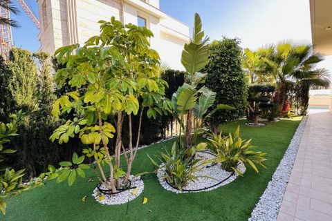 Villa i La Zenia, Alicante, La Zenia - € 1.500.000 | Ref: 748909 - foto 38