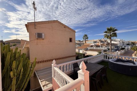 Villa a Playa Flamenca, Alicante, Playa Flamenca - € 349.000 | Ref: 748884 - foto 22
