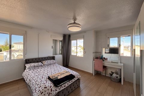 Villa a Playa Flamenca, Alicante, Playa Flamenca - € 349.000 | Ref: 748884 - foto 30