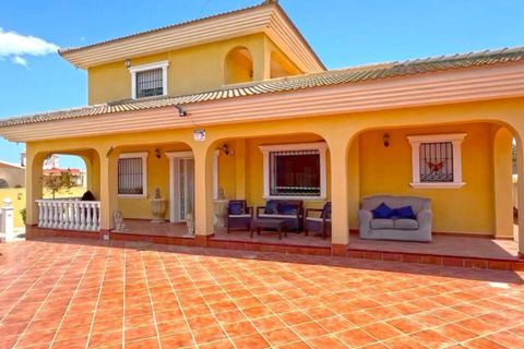 Villa i Los Balcones, Alicante, Los Balcones - € 617.000 | Ref: 748879 - foto 2