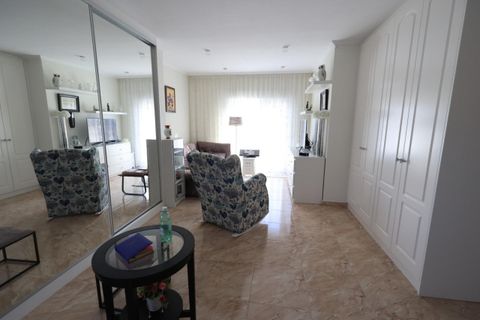 Villa i Torrevieja, Alicante, Torrevieja - € 930.000 | Ref: 747533 - foto 25