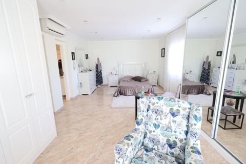Villa i Torrevieja, Alicante, Torrevieja - € 930.000 | Ref: 747533 - foto 26