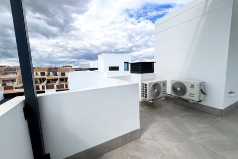 Villa i Los Altos, Alicante, Los Altos - € 670.000 | Ref: 747392 - foto 28