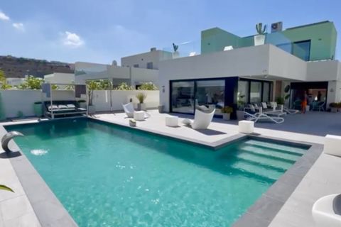 Villa i Benijofar, Alicante, Benijofar - € 575.000 | Ref: 746749 - foto 1