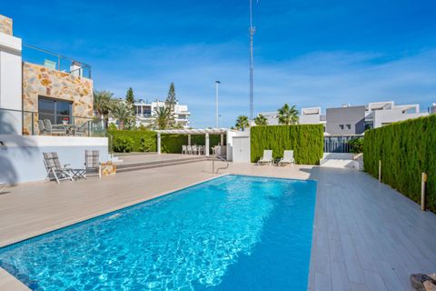 Villa a Torrevieja, Alicante, Torrevieja - € 569.000 | Ref: 746731 - foto 32