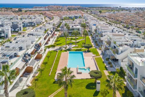 Villa a Torrevieja, Alicante, Torrevieja - € 569.000 | Ref: 746731 - foto 37