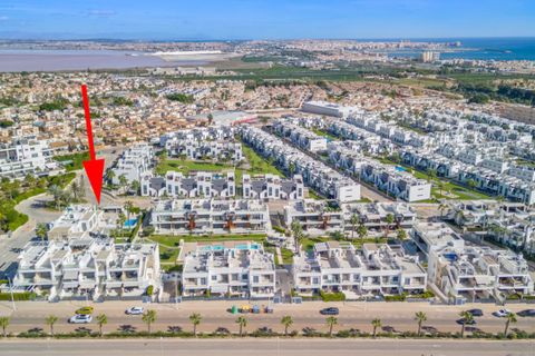 Villa a Torrevieja, Alicante, Torrevieja - € 569.000 | Ref: 746731 - foto 41