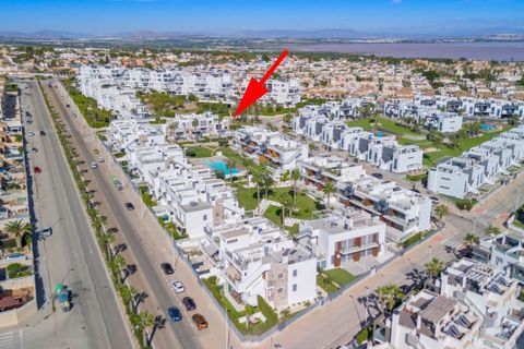 Villa a Torrevieja, Alicante, Torrevieja - € 569.000 | Ref: 746731 - foto 42