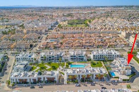 Villa a Torrevieja, Alicante, Torrevieja - € 569.000 | Ref: 746731 - foto 45